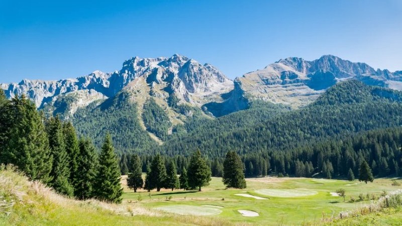 Giro ad anello Campo Carlo Magno - Lago delle Malghette
